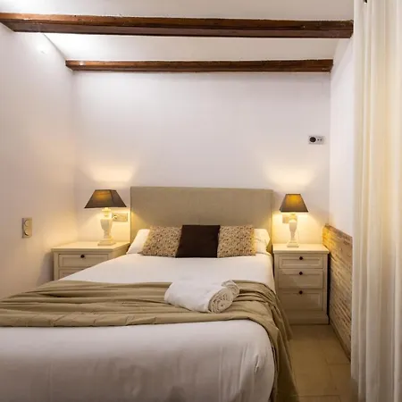 Florit Flats - The Old Town Apartment *